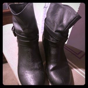 Women’s boots
